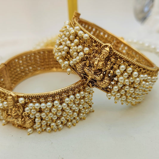 Openable Lakshmi Pearl Bangles(single)