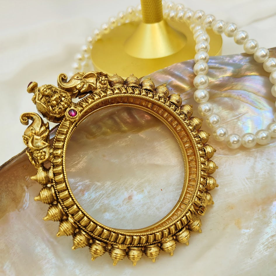 Antique Gold Elephant Kada(single)