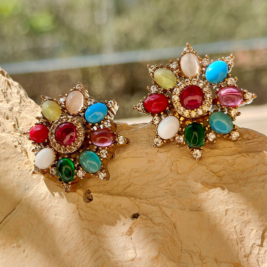 Dreamy multicoloured studs