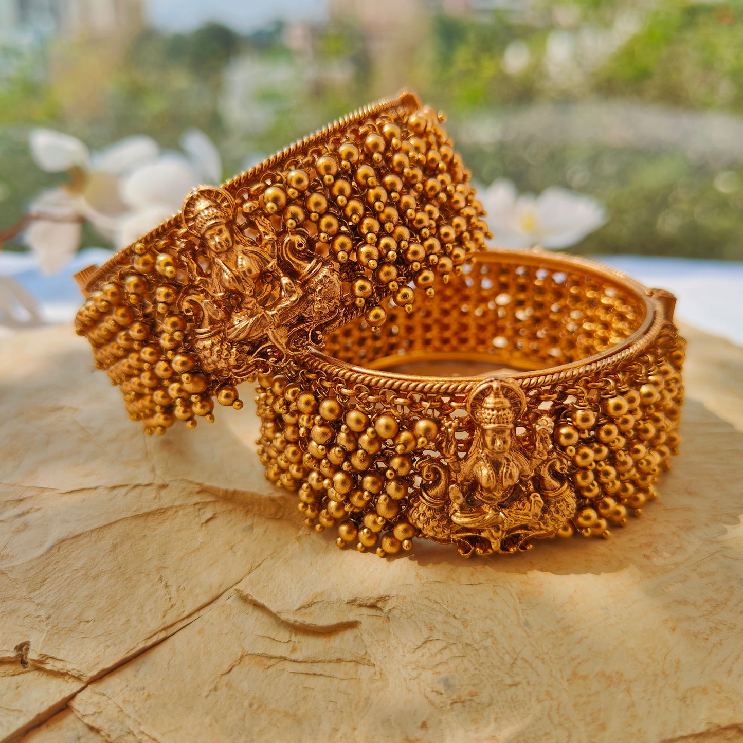 Lakshmi kada with gold beads (single)