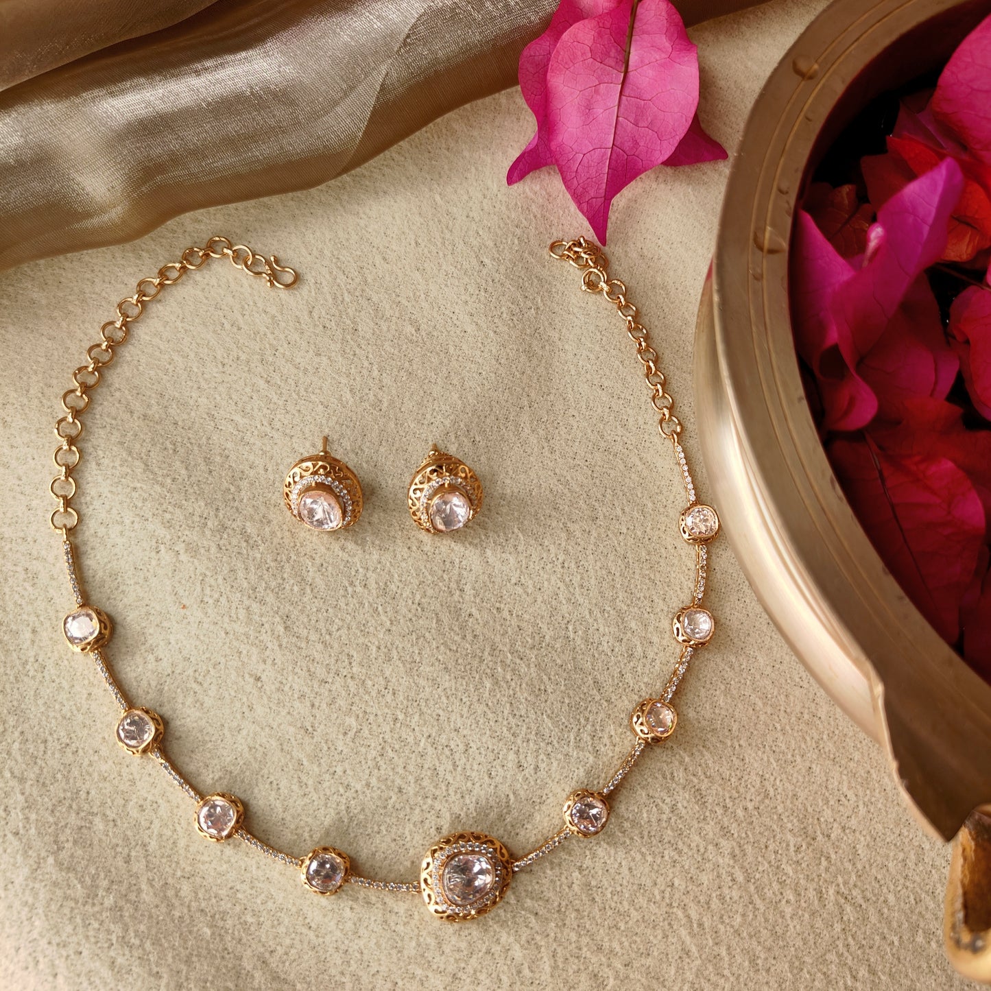 Lyra Moissanite Single Line Necklace Set