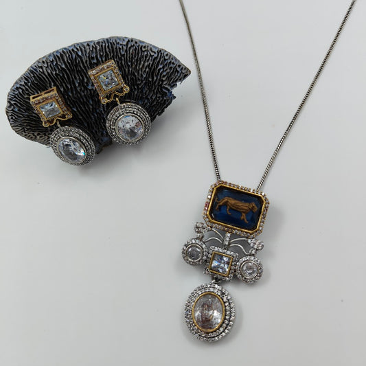 Sabyasachi Inspired Pendant Set