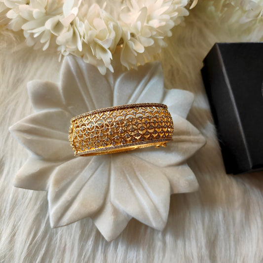 Dazzle Aura openable Bangle (Single)