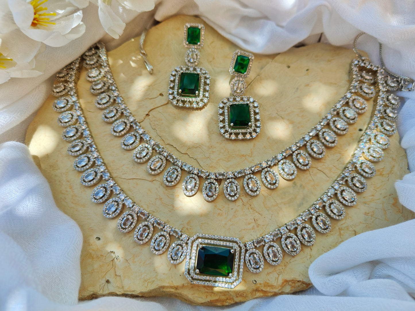 Emerald green American diamond necklace set