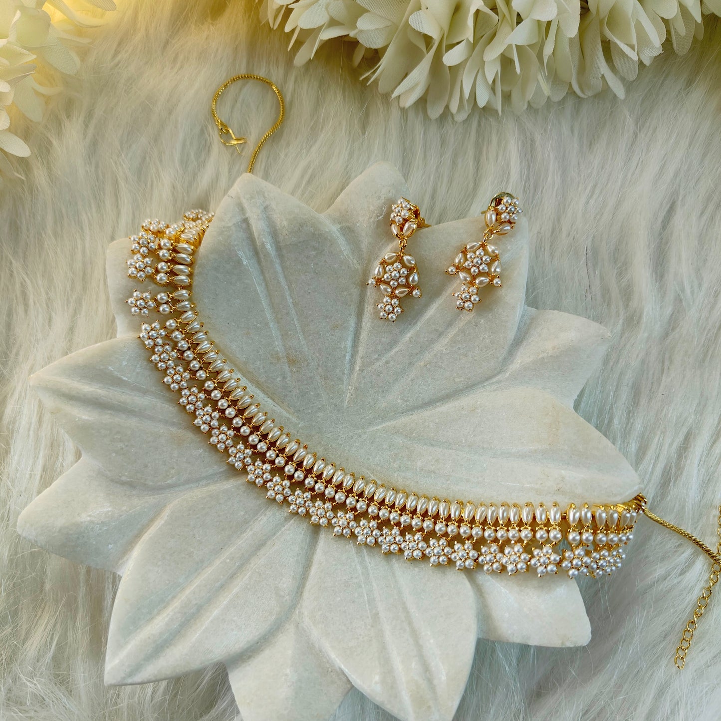 Raksha pearl Necklace